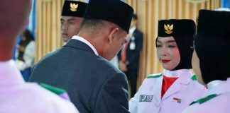 Wakil Bupati Lingga Kukuhkan Anggota Paskibraka 2025