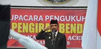 Bupati Al- Farlaky Kukuhkan 75 Anggota Paskibraka