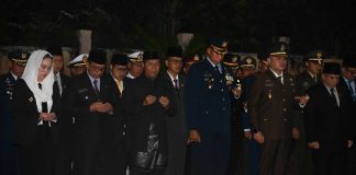 Danlanud Raden Sadjad Ikuti Apel Kehormatan Renungan Suci HUT ke-80 RI di TMP Natuna