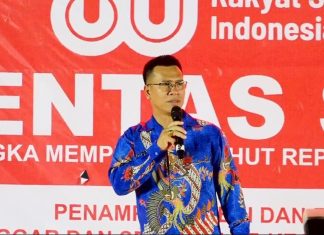 Bupati Aneng Buka Pentas Seni Kelurahan Tarempa Meriahkan HUT RI Ke-80