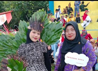 Kain Batik Mangrove Genting Pulur Meriahkan Karnaval HUT RI ke-80 di Jemaja Timur