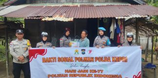 Polwan Polres Natuna Pererat Kedekatan dengan Masyarakat Lewat Bhakti Sosial HUT ke-77