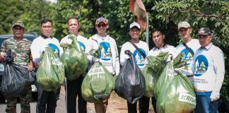 Harbour Energy dan KOMPAK Gelar Sosialisasi dan Aksi Bersih di Air Terjun Temburun