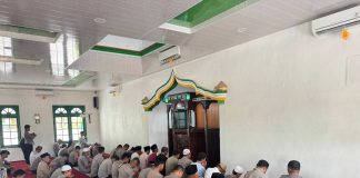 Polres Natuna Bersama Jemaah Masjid Maulana Bandarsyah Gelar Zikir dan Doa Bersama untuk Korban Unjuk Rasa