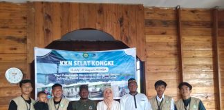 Kades Pena’ah Beri Salam Perpisahan Kepada Para Mahasiswa KKN BMH Batam