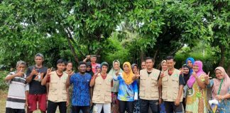 Kepala Desa Pena’ah Sambut Baik Mahasiswa Yayasan BMH Batam