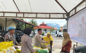 Polsek Daik Lingga dan Bulog Gelar Gerakan Pangan Murah, Warga Antusias Serbu Beras dan Minyak Goreng Murah