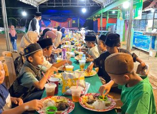 Warung Makan di Daik Beri Special Discount untuk Buka Puasa Murid SDIT Al-Madani
