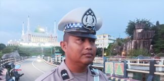 Diduga Dibawah Pengaruh Mikol, Bos Bobi Tabrak Pagar Trotoar di Jambatan Selayang Pandang (SP) II