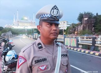 Diduga Dibawah Pengaruh Mikol, Bos Bobi Tabrak Pagar Trotoar di Jambatan Selayang Pandang (SP) II