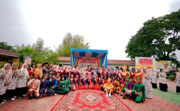 Bupati Kasmarni Hadir di Tengah Keluarga Besar SMAN 2 Mandau, Alumni Diajak Gotong Royong Revitalisasi Sekolah