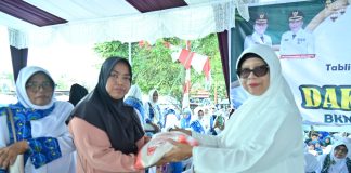 Ribuan Jamaah di Sumbar Padati Kawasan GOR M.Yamin, Kubu Gadang, Ada Apa?