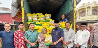 Bupati Al- Farlaky Gelar Operasi Beras Murah