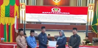 Wakil Bupati Lingga Hadiri Rapat Paripurna DPRD Bahas Perubahan APBD 2025