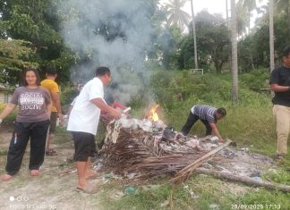 Pantai Pasir Manang Jadi Saksi Aksi Peduli Lingkungan Jemaat HKBP Tarempa