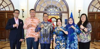 Amsakar Achmad dan Li Claudia Chandra Perkuat Hubungan dengan Singapura