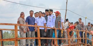 Bupati Al-Farlaky Bangun Empat Jembatan Sekaligus di Aceh Timur