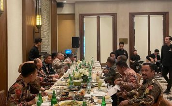 Bupati Buteng Bertemu Gubernur: Jalan Provinsi Lakudo–Wamengkoli Rencana Diperbaiki Tahun Depan