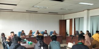 RDP di DPRD Buton Nyaris Ricuh, Bupati Mangkir, Mahasiswa Nilai Tak Hargai Aspirasi Rakyat