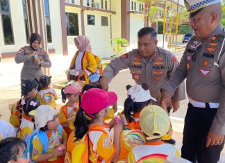 Polres Natuna Tanamkan Tertib Berlalu Lintas Sejak Dini Lewat Program Polisi Sahabat Anak