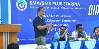 Hadiri Dialog Inspiratif di SMA Plus Efarina: Bupati Simalungun Berpesan Kepada Taruna Agar Bersemangat dan Berprestasi