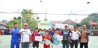 Sekda Lingga Resmi Tutup Turnamen Futsal U-12 PAD Cup II Tahun 2025