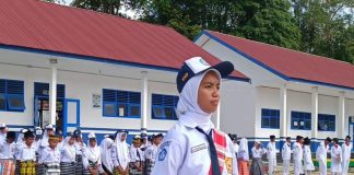 SMPN 1 Sampolawa Peringati Hari Sumpah Pemuda dengan Sentuhan Kearifan Lokal