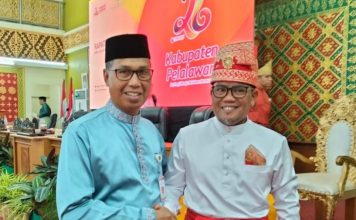 Bupati Bengkalis Hadiri Paripurna Istimewa Hari Jadi Ke-26 Kabupaten Pelalawan