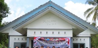 Polres Natuna Gelar Bakti Kesehatan dan Bansos untuk Warga Dusun Mahligai, Sungai Ulu