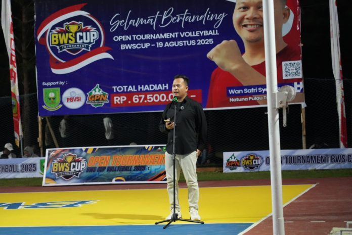 1762024972063-uk3r1krait