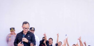 Kunjungi Buton Tengah, Bima Arya Puji Langkah Cerdas Bupati Azhari Bangun Sekolah Rakyat