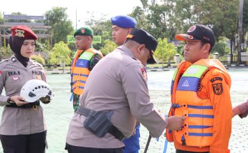 Kapolres Natuna Pimpin Apel Gelar Pasukan Tanggap Darurat Bencana Hidrometeorologi 2025