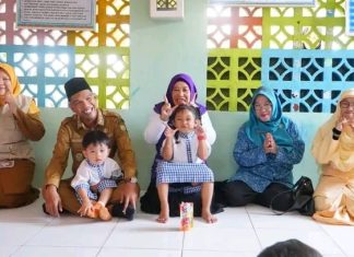 Ibu Feby Sarianty Novrizal Kunjungi Desa Sedamai dan Berindat, Dorong Penguatan Posyandu dan Sosialisasi 6 SPM