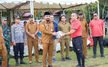 Bupati Al-Farlaky Buka Piala Bupati Aceh Timur Cup 2025