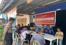 Jalin Sinergi Jumat Curhat, Polsek Bunguran Barat Ajak Warga Sedanau Perkuat Keamanan Lingkungan