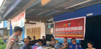 Jalin Sinergi Jumat Curhat, Polsek Bunguran Barat Ajak Warga Sedanau Perkuat Keamanan Lingkungan