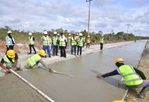 Janji Dipenuhi, Cen Sui Lan Bangun Jalan Rp 41 Miliar ke Kampung Segeram