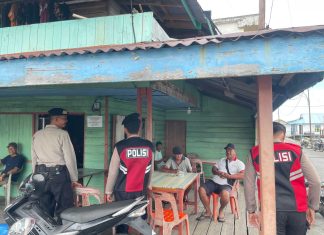 ‎Polsek Bunguran Barat Laksanakan Patroli Dialogis untuk Jaga Kondusivitas di Wilayah Sedanau