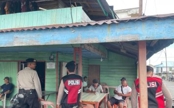 Polsek Bunguran Barat Laksanakan Patroli Dialogis untuk Jaga Kondusivitas di Wilayah Sedanau