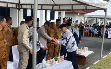 Kapolsek Daik Lingga Hadiri Upacara HUT PGRI ke-80 dan Hari Guru Nasional 2025