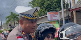 Satlantas Polres Natuna Bagikan Helm dan Brosur Keselamatan Bersama Jasa Raharja dan UPTD PPD dalam Operasi Zebra Seligi 2025