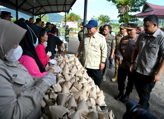Presiden Prabowo Bersama Gubernur Tinjau Banjir dan Longsor Sumut, Penanganan Infrastruktur dan BBM Jadi Fokus Utama
