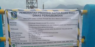 Setelah Disorot, Papan Proyek Dermaga Apung Tanjung Buton Dipasang, Namun Masih Dinilai Tidak Transparan