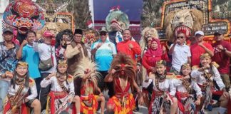 Camat Kistim Ikut Semarakkan HUT RI Bersama Masyarakat