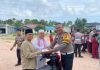 Satlantas Polres Natuna Gelar Jumat Berkah, Bagikan 200 Paket Makanan kepada Jamaah Masjid Ibnu Salim