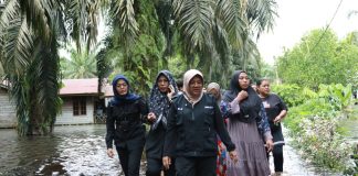 Siak Banjir, Bupati Afni Minta Pejabat Turun Lapangan Pastikan Penanganan Cepat dan Tepat