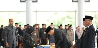 Bupati Afni Lantik 71 Pejabat, Tekankan Loyalitas dan Tolak Jabatan Transaksional