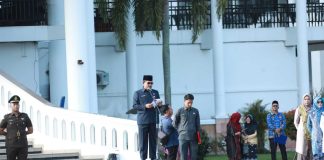 Pimpin Upacara Hari Ibu ke-97 dan Bela Negara ke 77, Sekda Siak Tekankan Peran Perempuan dan Semangat Nasionalisme