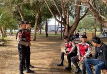 Sat Samapta Polres Natuna Kolaborasi dengan Pos Pengamanan, Jaga Keamanan Wisata Pantai