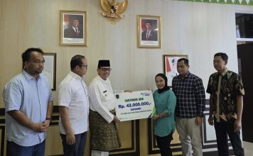 BPJS Ketenagakerjaan Serahkan Santunan Jaminan Kematian di Natuna, Wujud Perlindungan bagi Pekerja dan Keluarga